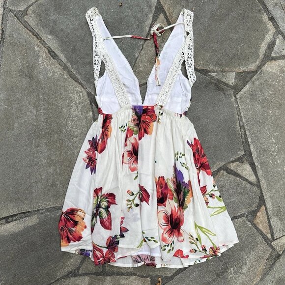 Womens Boho Floral Mini Dress Small White Deep V Neck Lace Straps - Picture 5 of 13